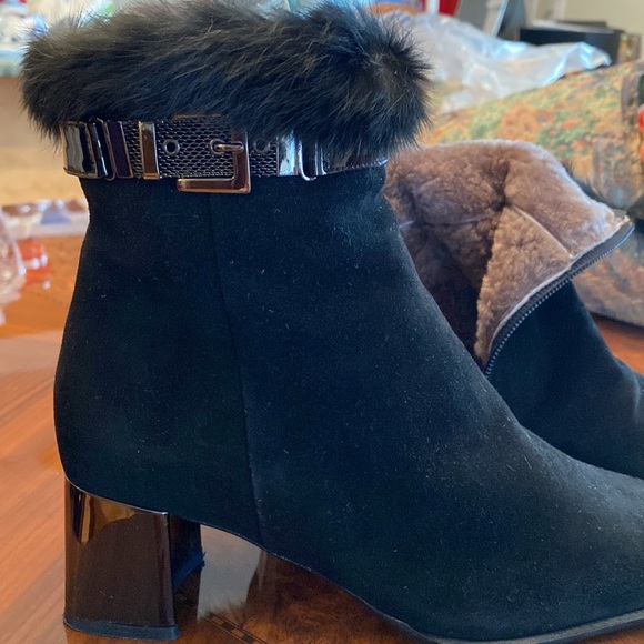 Ankle booties - Picture 3 of 6